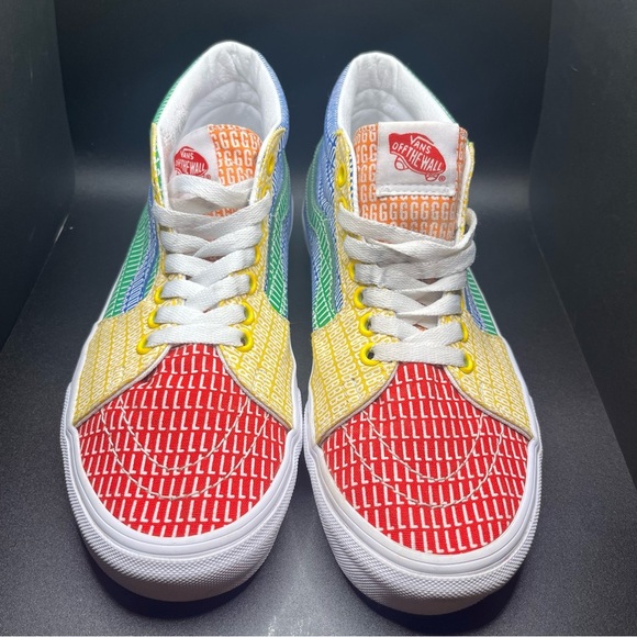 Vans Sk8-Mid Pride Multi color LGBTQ
Men’s SZ 7.5 or women size SZ 9
Collectors - Picture 3 of 11
